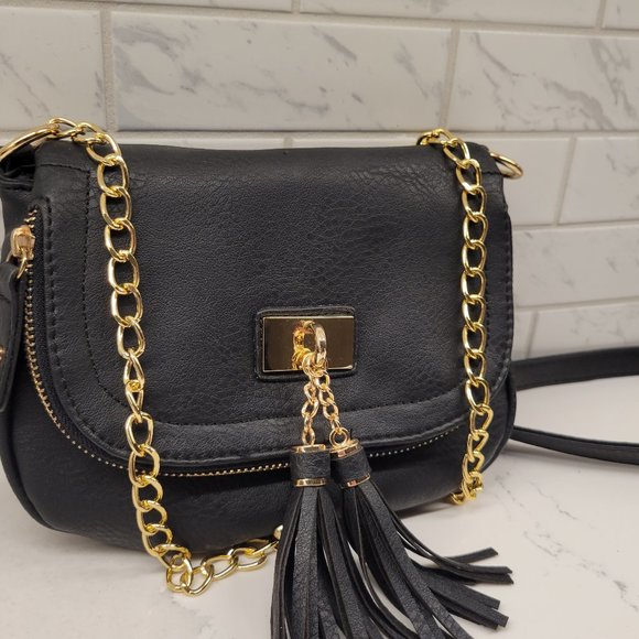 Yoki Crossbody Purse - Picture 1 of 4